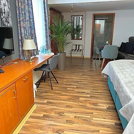 Oberledinger Hof מלון 3*